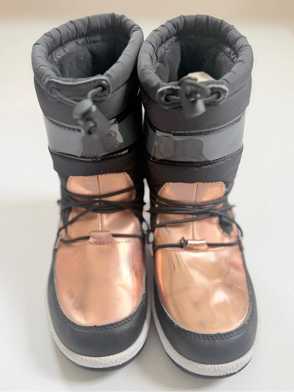 Moon Boot Black and Rose Gold Metallic Winter Boots Kids Size 2.5